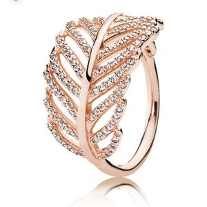 Pandora Rose Light as a Feather Ring